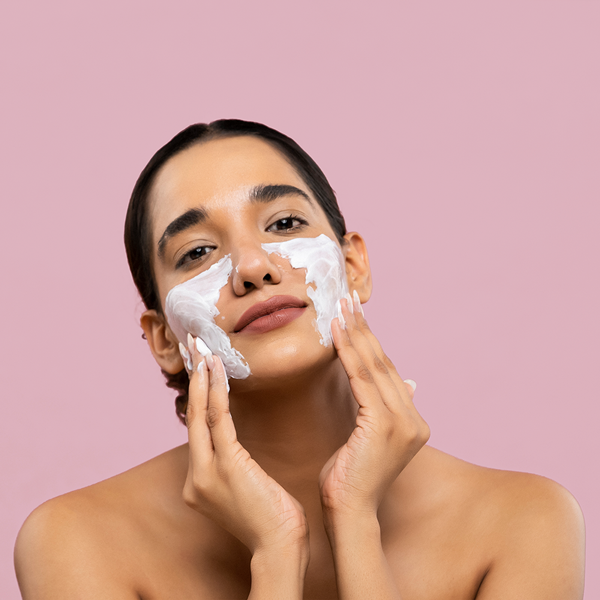 WhiteGlow InstaGlow Brightening 4 in 1 Facial Kit
