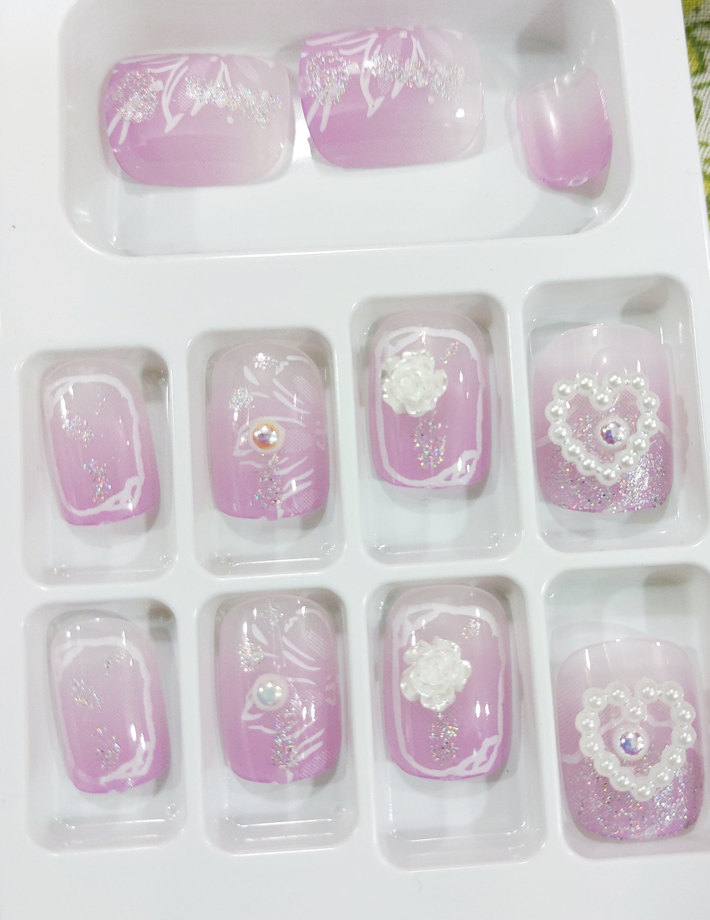Premium Salon Look Nail/ 3D white Flowers Pearls / Reusable Artificial Nail set of 12
